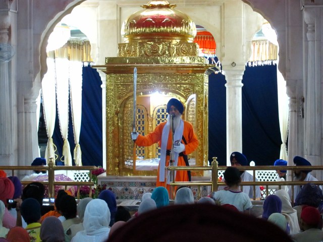 Weapon of a former Guru